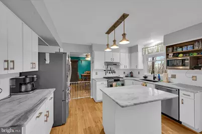 826 Pinewood Drive, Pottsville, PA 17901 - Photo 14