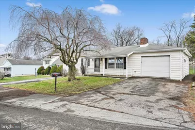 555 S Garfield Avenue, Frackville, PA 17931 - Photo 2