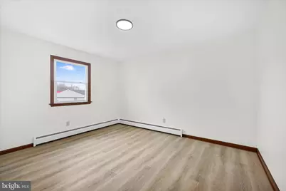 555 S Garfield Avenue, Frackville, PA 17931 - Photo 18