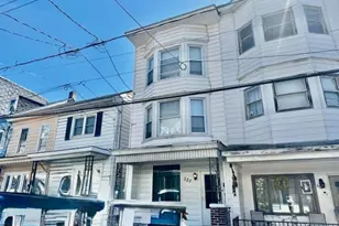 320 W Coal St, Shenandoah, PA 17976 - Photo 2