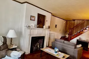 320 W Coal St, Shenandoah, PA 17976 - Photo 4