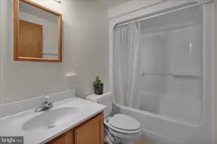 555 Honeysuckle Ct, Pine Grove, PA 17963 - Photo 16