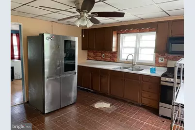 334 Arnot Street, Saint Clair, PA 17970 - Photo 16