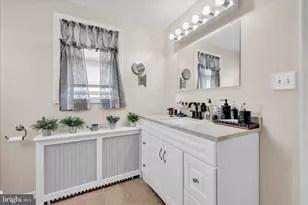 18 N Berne St, Schuylkill Haven, PA 17972 - Photo 32