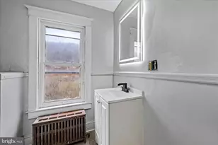 26 Main St, Port Carbon, PA 17965 - Photo 16