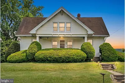 411 E Main Street, Hegins, PA 17938 - Photo 2