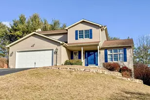 619 Stoney Run Rd, Pottsville, PA 17901 - Photo 1