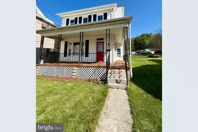 805 E Grand Avenue, Tower City, PA 17980 - Photo 4