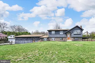 300 Topeka Ave, Shenandoah, PA 17976 - Photo 4