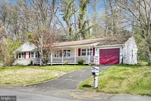 515 Pine Hill Dr, Pine Grove, PA 17963 - Photo 4