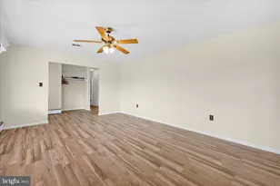 515 Pine Hill Dr, Pine Grove, PA 17963 - Photo 8