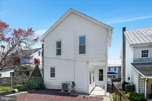 38 Mifflin St, Pine Grove, PA 17963 - Photo 30