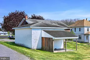 305 S Good Spring Rd, Hegins, PA 17938 - Photo 10