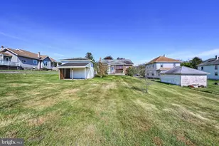 305 S Good Spring Rd, Hegins, PA 17938 - Photo 6