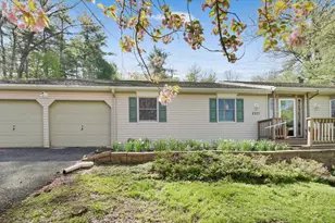 2377 Stallion Dr, Auburn, PA 17922 - Photo 6