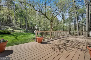 2377 Stallion Dr, Auburn, PA 17922 - Photo 12