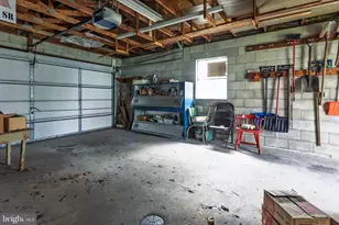 333 S Lehigh Ave, Frackville, PA 17931 - Photo 32