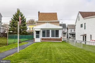 333 S Lehigh Ave, Frackville, PA 17931 - Photo 8
