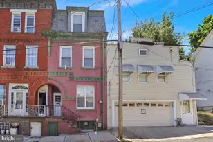 607 W Norwegian St, Pottsville, PA 17901 - Photo 1