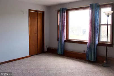 301 W Main Street, Valley View, PA 17983 - Photo 16