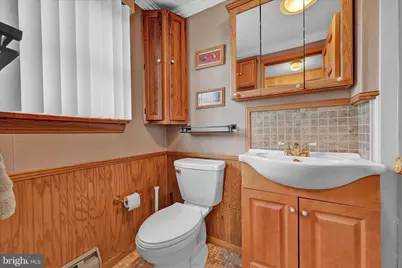 240 Arizona Avenue, Shenandoah, PA 17976 - Photo 22