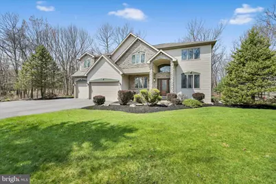 34 Golfwood Drive, Hazleton, PA 18202 - Photo 2