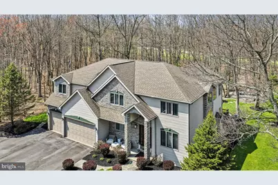 34 Golfwood Drive, Hazleton, PA 18202 - Photo 1