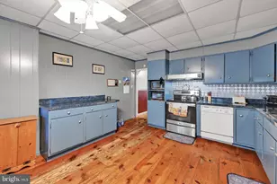 234 S Schuylkill Ave, Shenandoah, PA 17976 - Photo 12