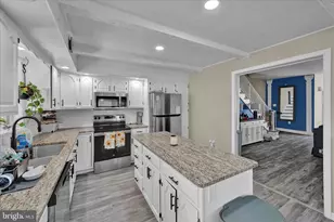 100 W Cherry St, Shenandoah, PA 17976 - Photo 12