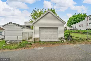 314 Pottsville St, Minersville, PA 17954 - Photo 6