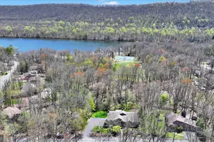 220 Lake Dr, Nesquehoning, PA 18240 - Photo 4