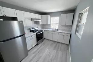 741 E Norwegian St, Pottsville, PA 17901 - Photo 6