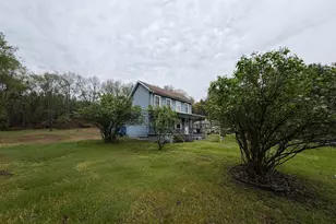 132 S Sunset Ln, New Philadelphia, PA 17959 - Photo 2