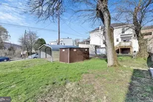 8 N Wolfe St, Pottsville, PA 17901 - Photo 28
