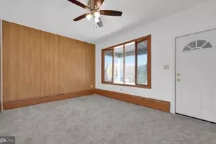 8 N Wolfe St, Pottsville, PA 17901 - Photo 10