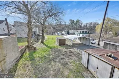 8 N Wolfe Street, Pottsville, PA 17901 - Photo 2