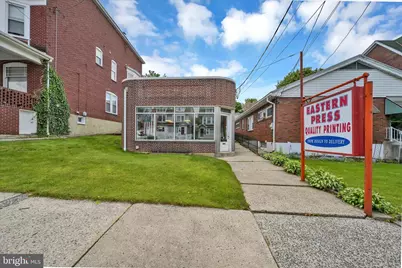 2067 W Market Street, Pottsville, PA 17901 - Photo 1