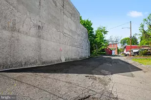 9 N 6th St, Pottsville, PA 17901 - Photo 28