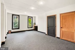 9 N 6th St, Pottsville, PA 17901 - Photo 18
