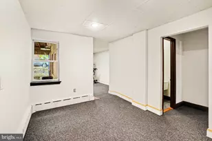 9 N 6th St, Pottsville, PA 17901 - Photo 10