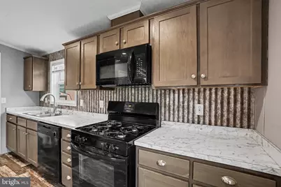 13 Frieden Manor, Schuylkill Haven, PA 17972 - Photo 4