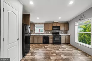 13 Frieden Manor, Schuylkill Haven, PA 17972 - Photo 6