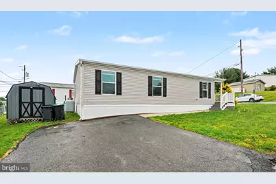 13 Frieden Manor, Schuylkill Haven, PA 17972 - Photo 2