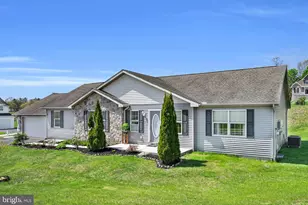 12 Hillside Vista Dr, Pine Grove, PA 17963 - Photo 4