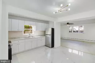 720 N 2nd St, Pottsville, PA 17901 - Photo 12