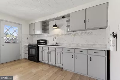 104 W Water Street, New Philadelphia, PA 17959 - Photo 8