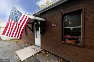 192 Chestnut St, Cressona, PA 17929 - Photo 2
