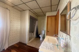 21 E Centre St, Shenandoah, PA 17976 - Photo 42