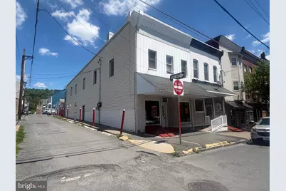 21 E Centre Street, Shenandoah, PA 17976 - Photo 4