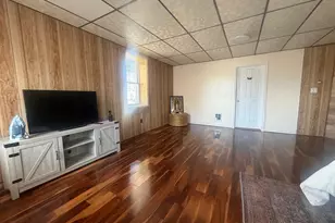 21 E Centre St, Shenandoah, PA 17976 - Photo 26